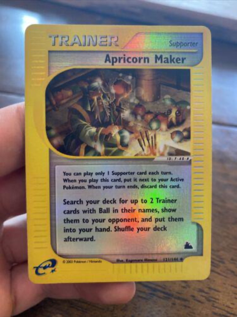 Reverse Holo Apricorn Maker 121/144, Skyridge Pokémon card