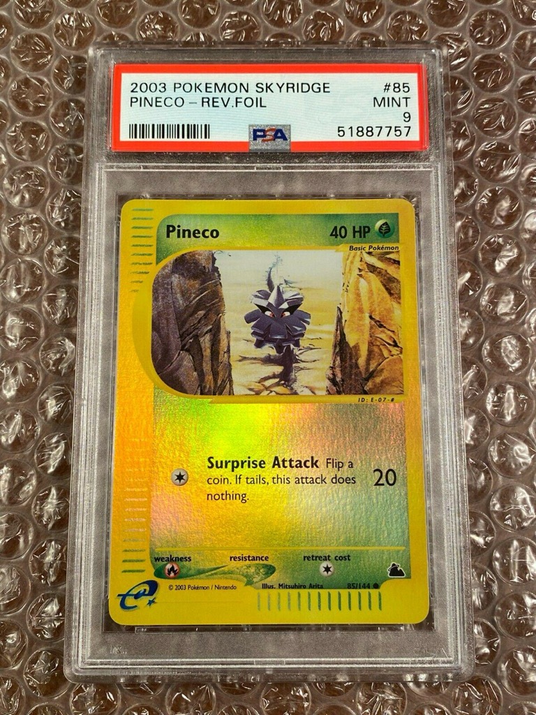 Reverse Holo Pineco 85/144, Skyridge Pokémon card