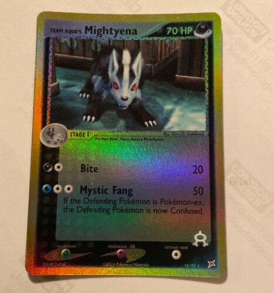 Reverse Holo Team Aqua's Mightyena 15/95, Team Magma vs Team Aqua Pokémon card